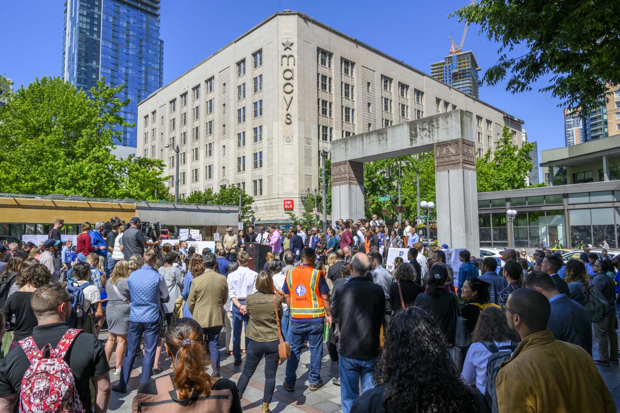 Mayor Harrell Delivers Downtown Activation Plan To Revitalize Seattle’s ...