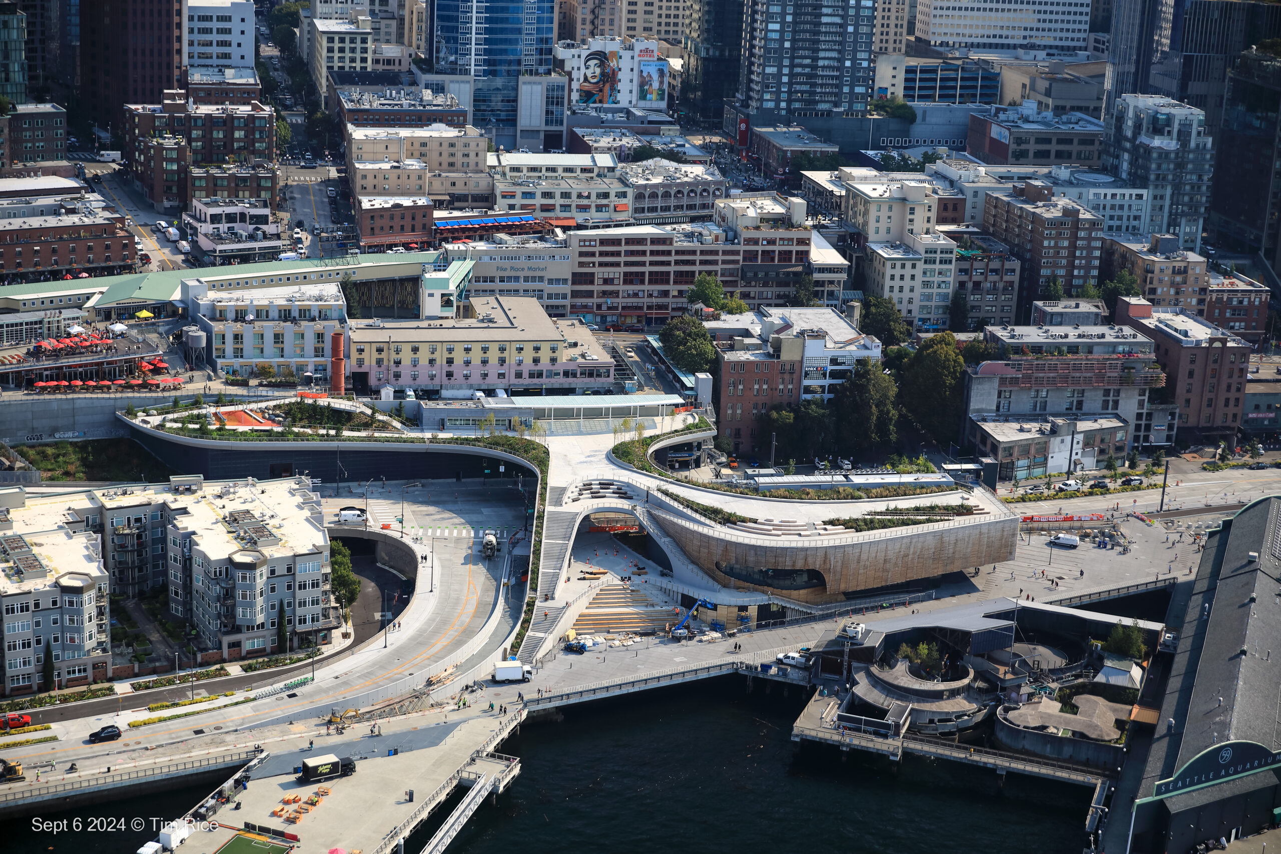 Aerial view of Overlook Walk showing the new connection.